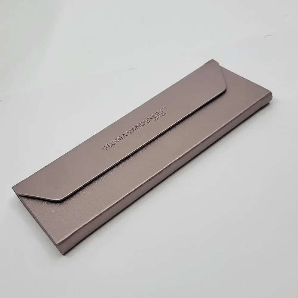 Gloria Vanderbilt eyeglasses magnetic folding case